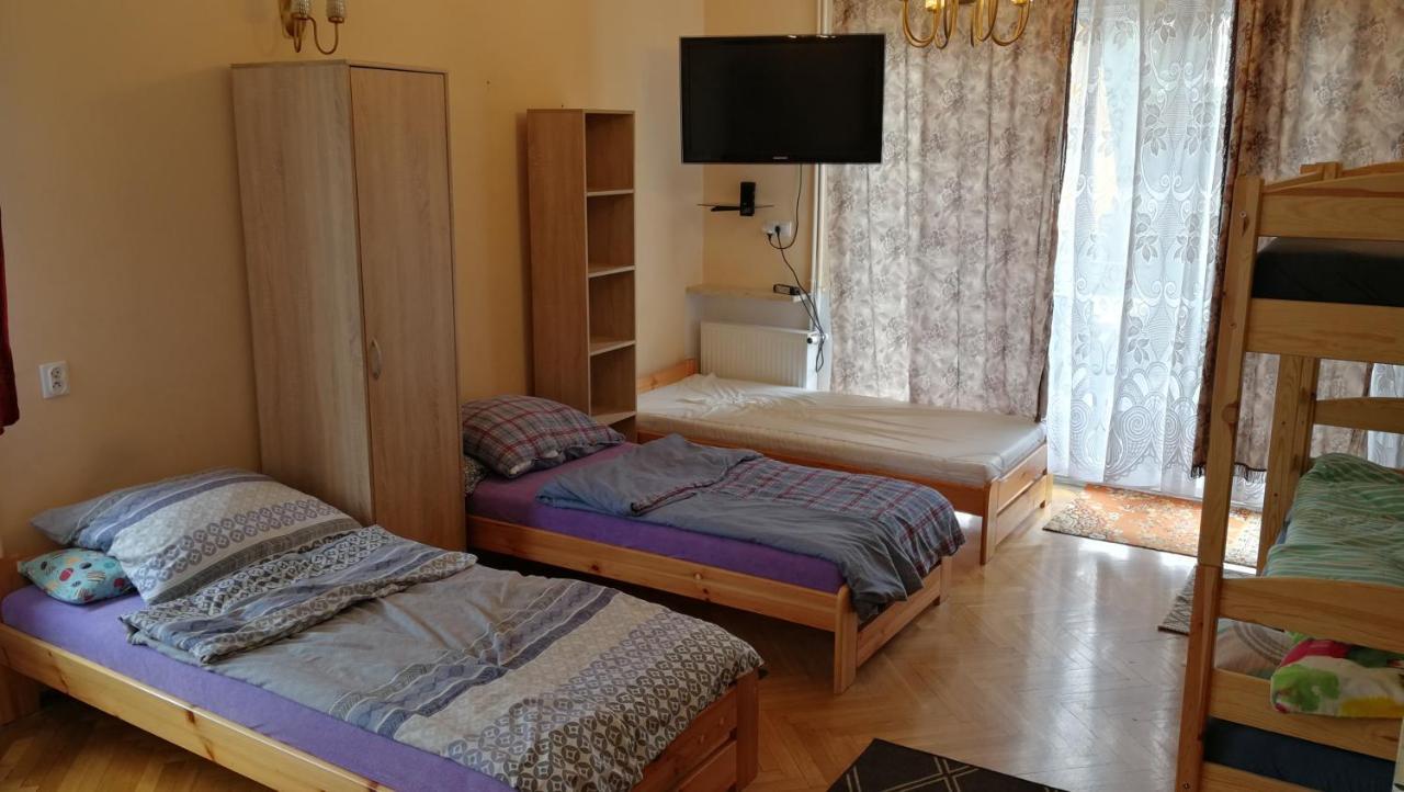 Tanie Noclegi Mieszkanka Zyrardow Exterior foto